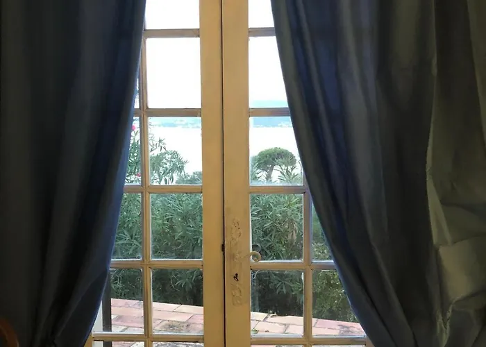 Maison Familiale Vue